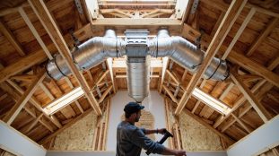 suspentes sous rampant: guide complet pour plafond parfait